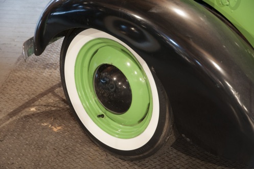 1938 American Bantam Roadster -painted hubcaps to match black accents